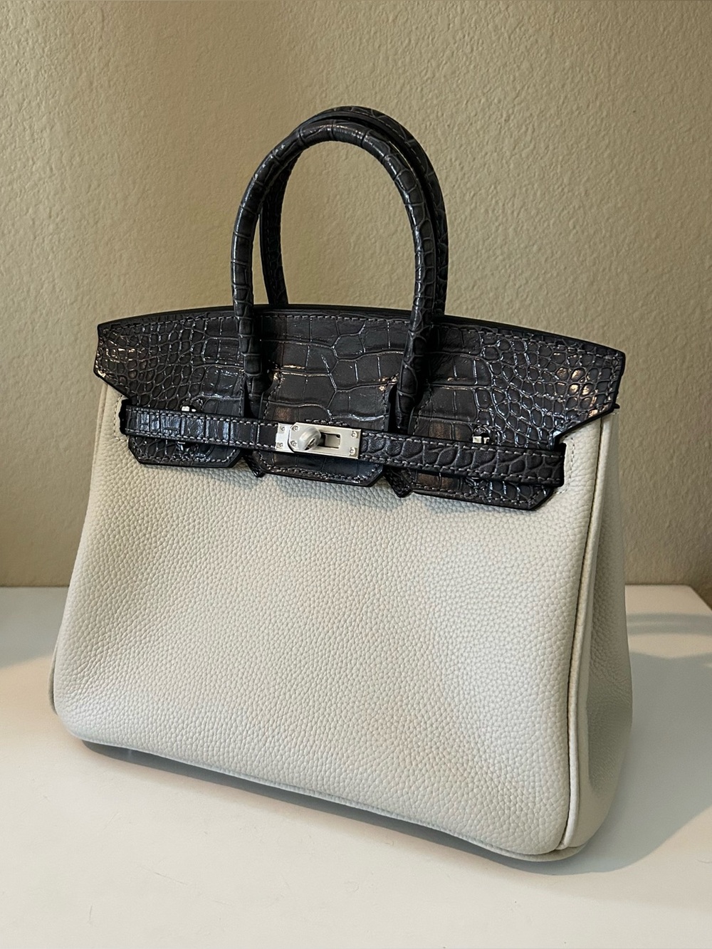 25cm Cream White & Black Crocodile Embossed Top Handle Leather Satchel